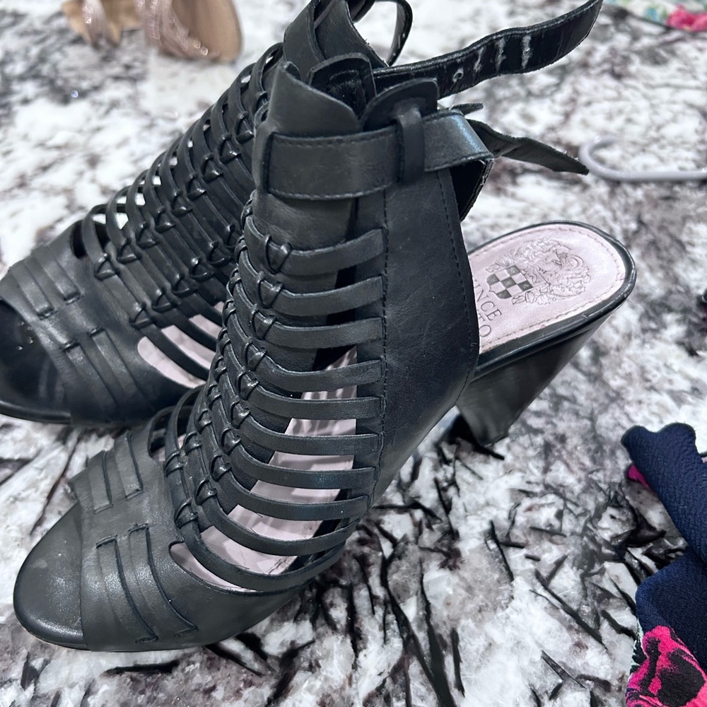 Vince Camuto Black Strappy Cutout Leather Block Heel Sandals